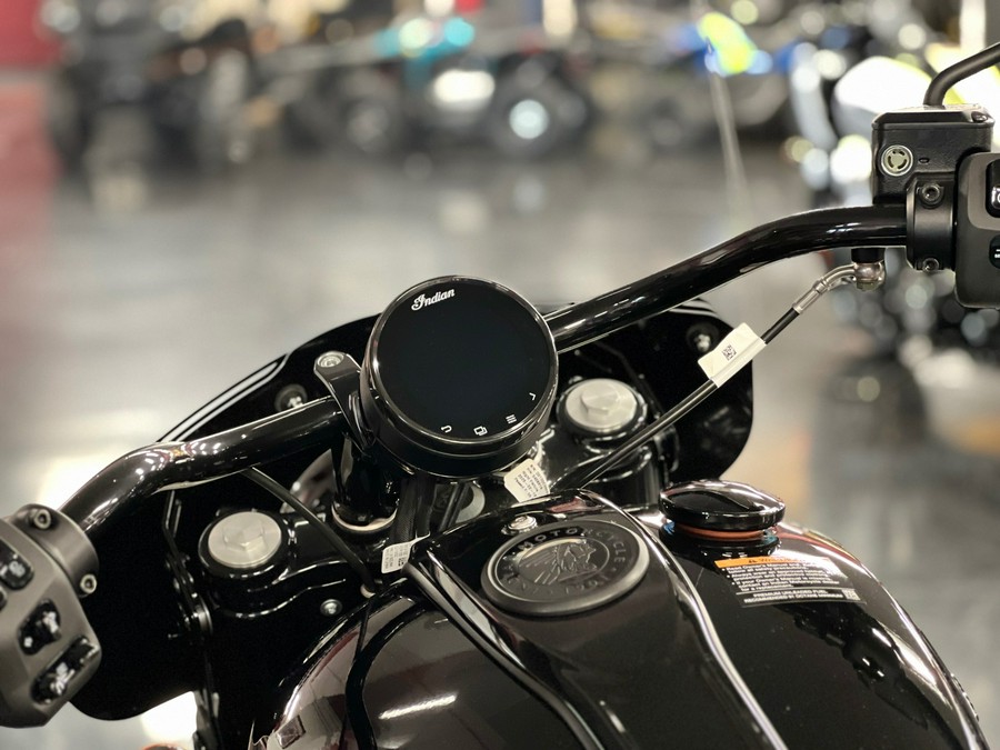 2025 Indian Motorcycle Super Chief Dark Horse