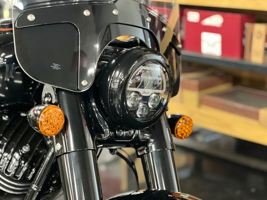 2025 Indian Motorcycle Super Chief Dark Horse