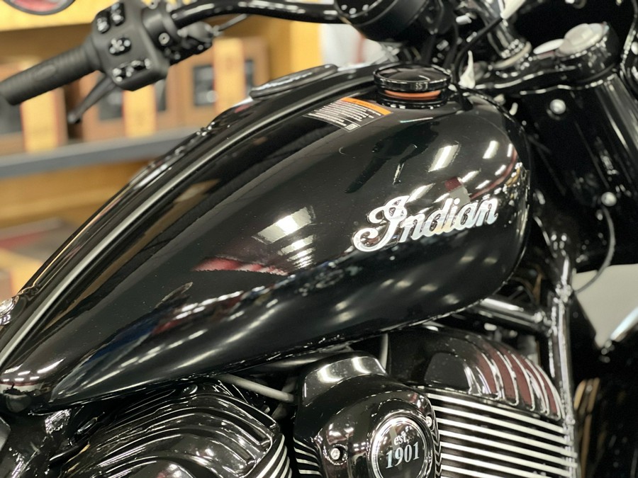 2025 Indian Motorcycle Super Chief Dark Horse