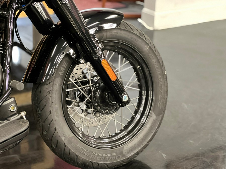 2025 Indian Motorcycle Super Chief Dark Horse