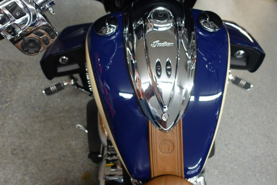 2016 Indian Roadmaster Springfield Blue and Ivory Cream