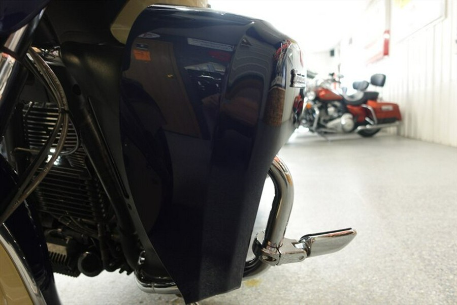 2016 Indian Roadmaster Springfield Blue and Ivory Cream