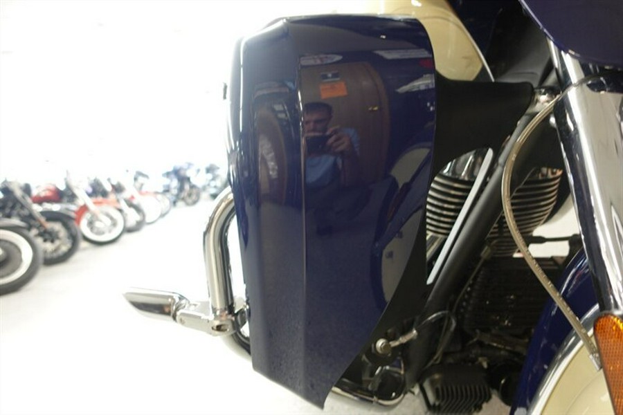 2016 Indian Roadmaster Springfield Blue and Ivory Cream