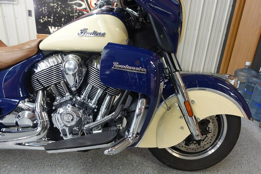 2016 Indian Roadmaster Springfield Blue and Ivory Cream