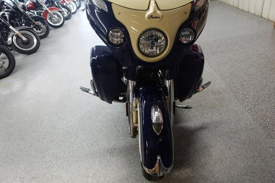 2016 Indian Roadmaster Springfield Blue and Ivory Cream