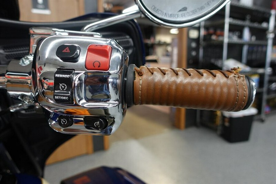 2016 Indian Roadmaster Springfield Blue and Ivory Cream