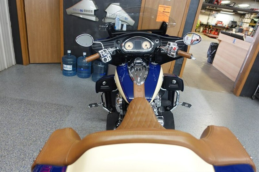2016 Indian Roadmaster Springfield Blue and Ivory Cream