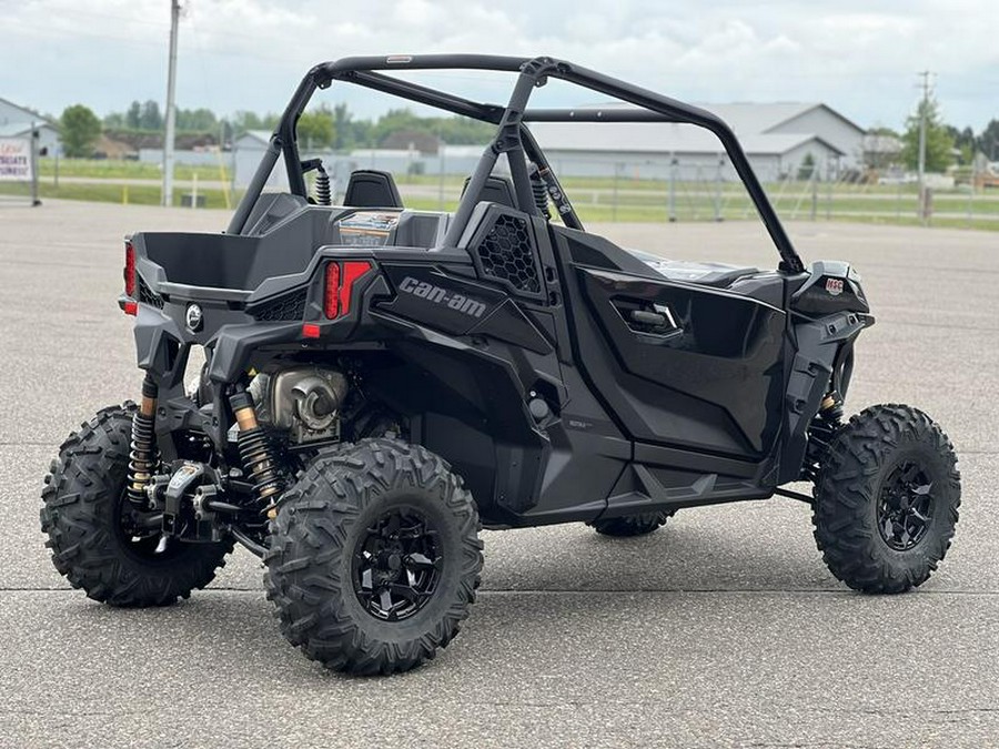 2025 Can-Am® Maverick Sport DPS 1000R