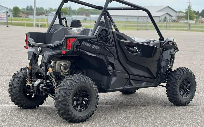 2025 Can-Am® Maverick Sport DPS 1000R