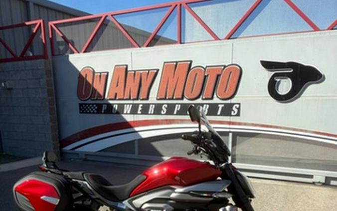 2026 Ducati XDiavel V4 Burning Red