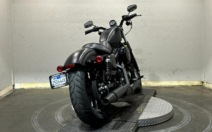 Harley-Davidson® Iron 883™ 2021 XL 883N 413432A BLACK DENIM