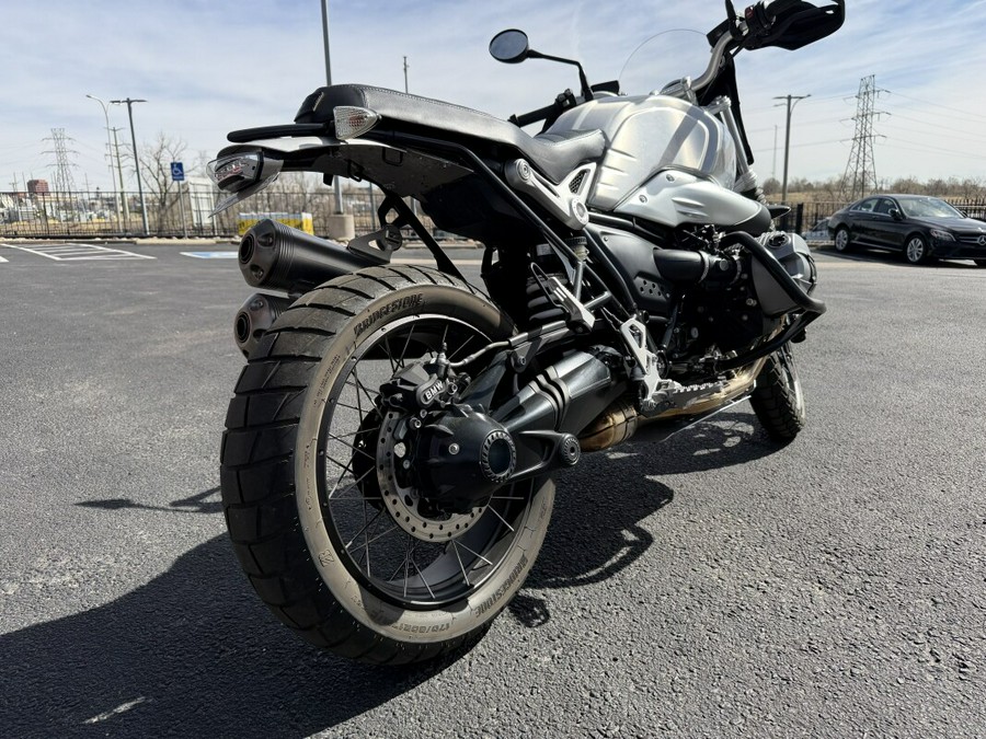 2017 BMW Motorrad R nineT Scrambler