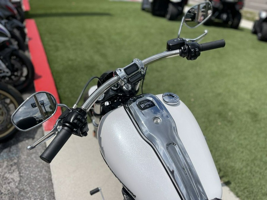 2024 Harley-Davidson Softail Breakout