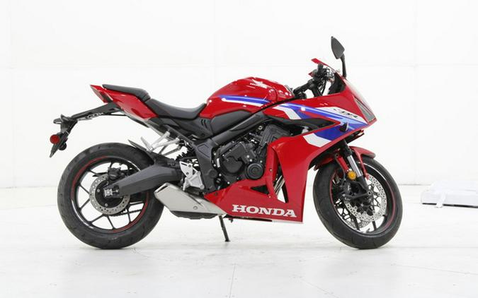 2026 Honda CBR650R E-Clutch
