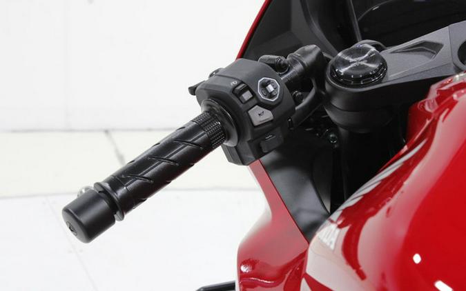 2026 Honda CBR650R E-Clutch