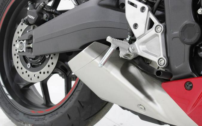 2026 Honda CBR650R E-Clutch