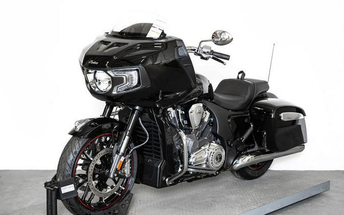 2023 Indian Motorcycle® Challenger® Limited Black Metallic