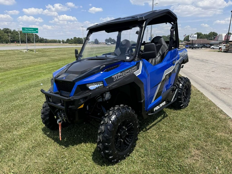 2018 Polaris® General™ 1000 EPS Premium Radar Blue