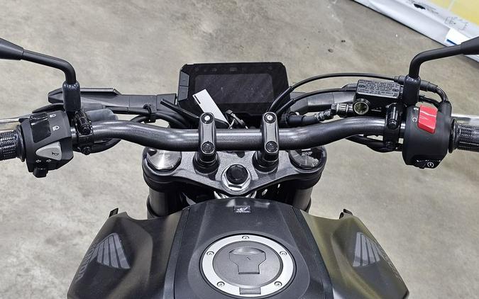 2025 Honda CB300R ABS