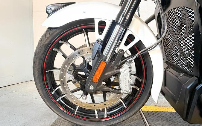 2021 Indian Challenger® Dark Horse®