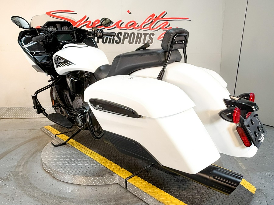 2021 Indian Motorcycle Challenger® Dark Horse®