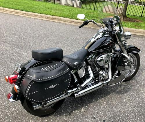 2009 Harley-Davidson® FLSTC - Heritage Softail®