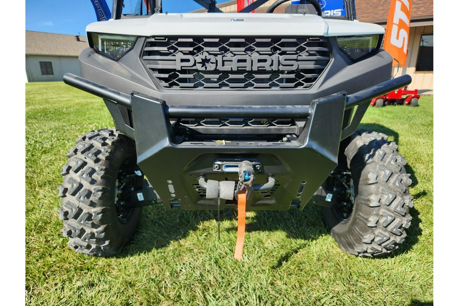 2025 Polaris Industries Ranger 1000 Premium White Lightning