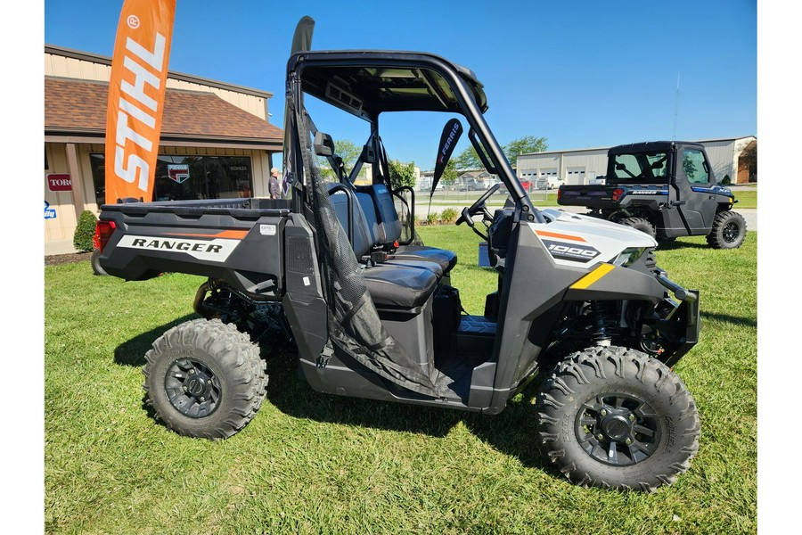 2025 Polaris Industries Ranger 1000 Premium White Lightning