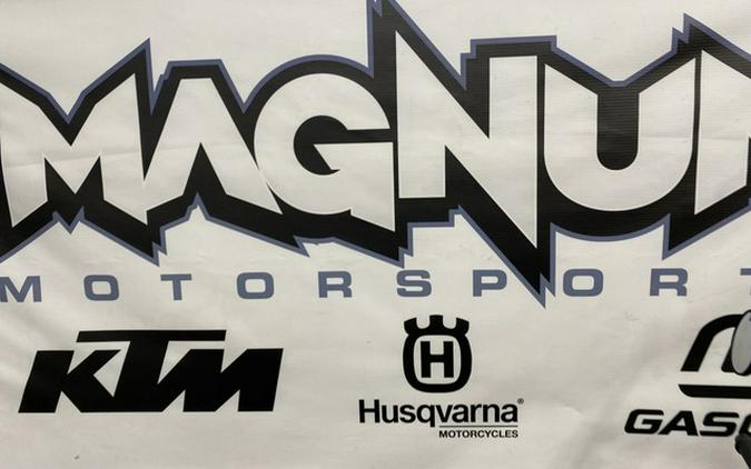2025 Husqvarna SVARTPILEN 801