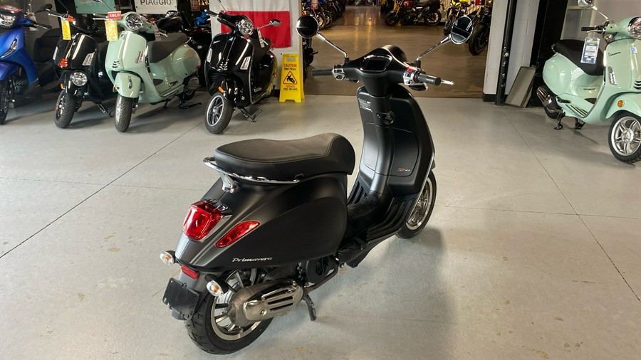 2022 Vespa Primavera 150 S