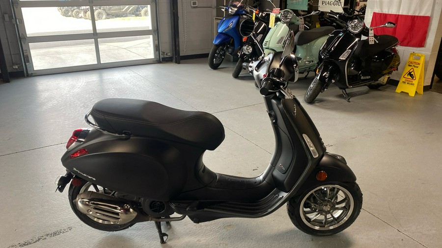 2022 Vespa Primavera 150 S