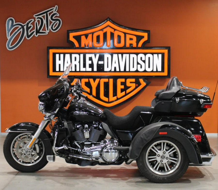 2018 Harley-Davidson® FLHTCUTG - Tri Glide® Ultra