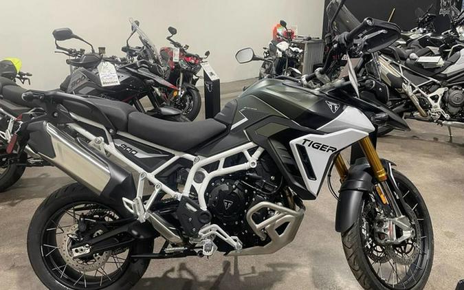 2025 Triumph Tiger 900 Rally Pro Matte Khaki Green / Matte Phan