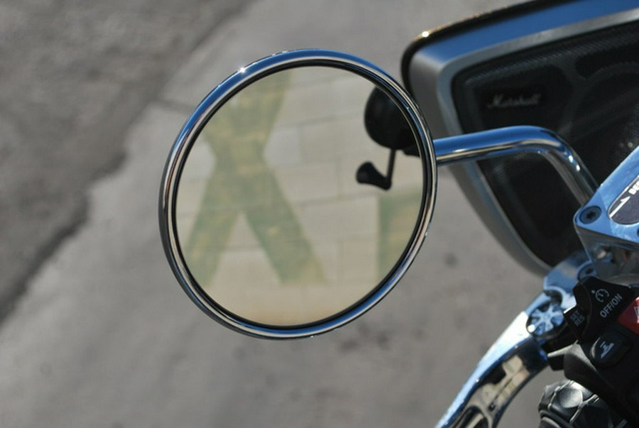2022 BMW R18TC
