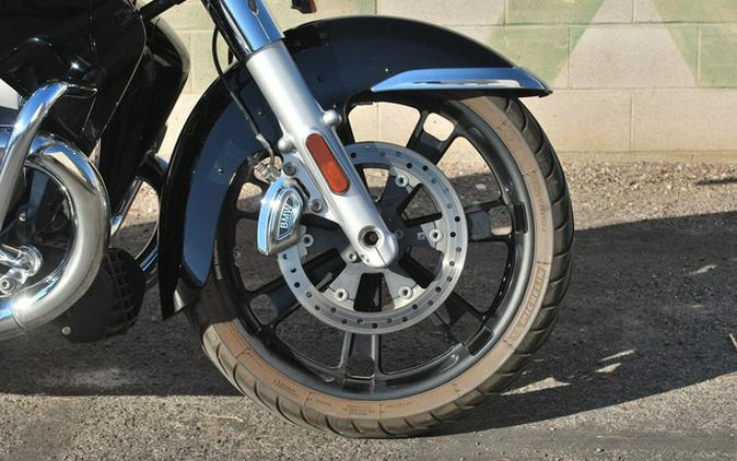 2022 BMW R18TC