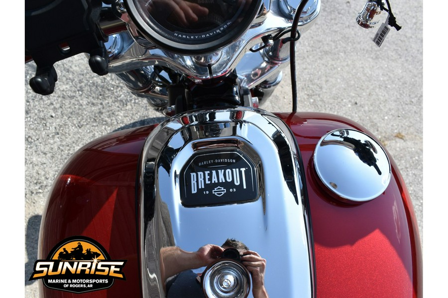 2025 BREAKOUT - Harley-Davidson®