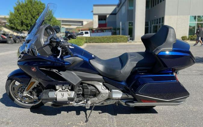 2018 Honda® Gold Wing Tour Pearl Hawkseye Blue