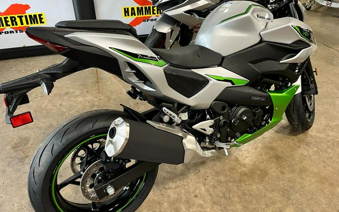 2024 Kawasaki Z7 Hybrid ABS