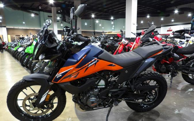 2022 KTM Adventure 390