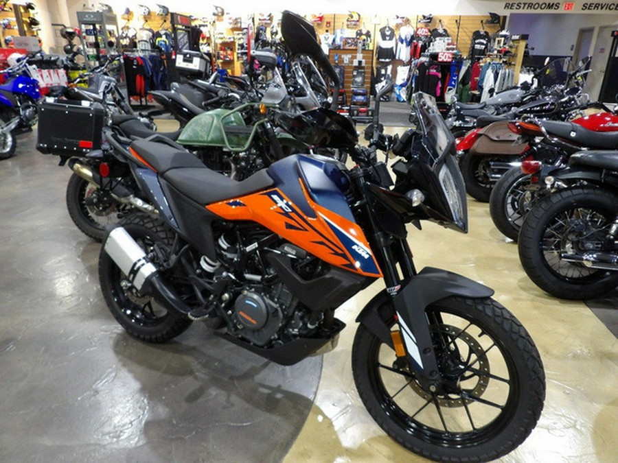 2022 KTM Adventure 390