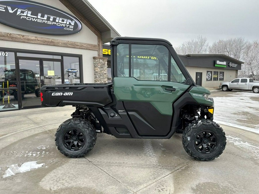 2024 Can-Am® Defender DPS CAB HD9