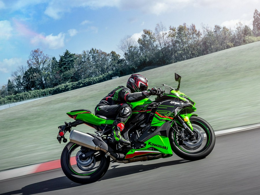 2024 Kawasaki Ninja® ZX™-4RR KRT Edition ABS