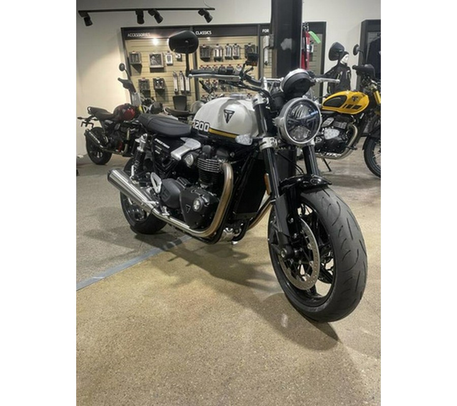 2025 Triumph Speed Twin 1200 Crystal WhiteSapphire Black