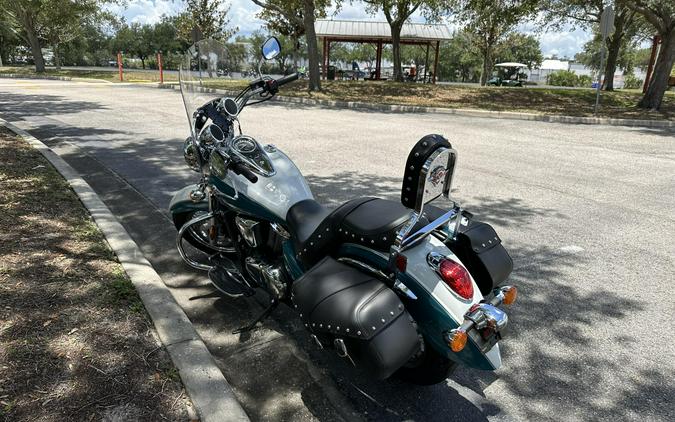 2022 Kawasaki Vulcan® 900 Classic LT Pearl Robotic White/Pearl Nightshade Teal