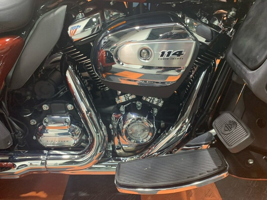 2024 Harley-Davidson Tri-Glide Ultra FLHTCUTG