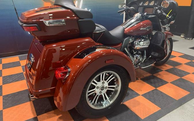 2024 Harley-Davidson Tri-Glide Ultra FLHTCUTG