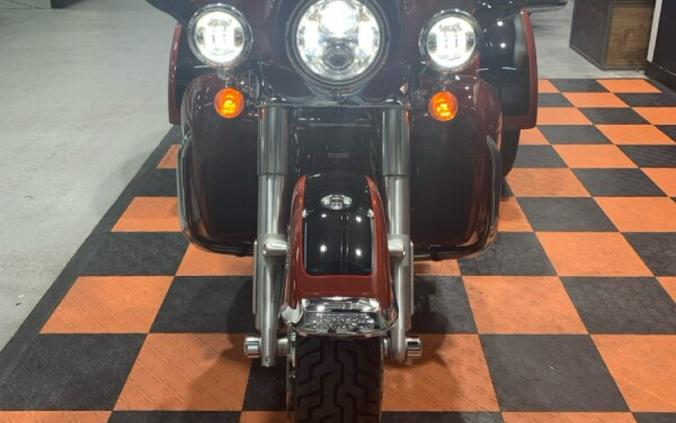 2024 Harley-Davidson Tri-Glide Ultra FLHTCUTG