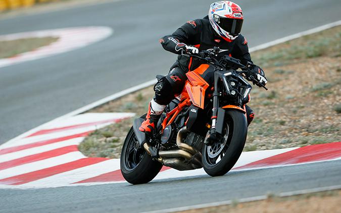 2024 KTM 1390 Super Duke R Evo Review | First Ride