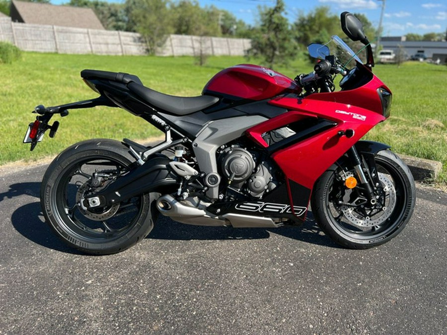 2025 Triumph Daytona 660 Carnival Red/Sapphire Black 660