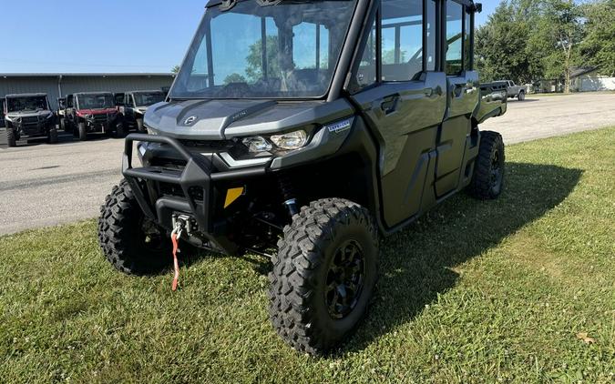 2023 Can-Am® Defender MAX Limited HD10